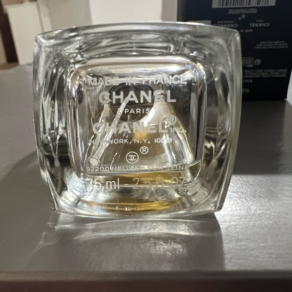 Chanel Gardenia Les Exclusifs - Picture 3 of 5